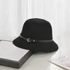 Nuevo Sombrero de Pescador de Verano 2023 Sombrero Cubeta Moda Viaje al Aire Libre Hebilla de Cuero Protector Solar Sombrero para el Sol Sombrero para Mujer Suministro del Fabricante