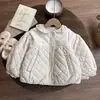 Chaqueta de Algodón Estilo Bosque para Niñas Invierno Engrosada 2025 Nueva Ropa de Invierno para Niños Abrigo de Algodón Chaqueta Acolchada para Bebé Estilo Otoño/Invierno