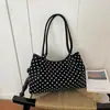 2026 Bolso Chic de Lunares de Moda con un Solo Hombro Personalidad Nuevo Estilo Bolso de Nicho para Mujer Bolso Sencillo de Verano para Mujer Debajo del Brazo