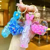 Llavero Creativo de Verano Colorido con Arena Movediza en Forma de Corazón Luminoso Colgante de Acrílico Transparente para Bolso de Niña Muñeca Máquina al por Mayor