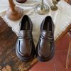 Sapatos Pequenos de Couro Jk Estilo Britânico Retro Preto com Solado Grosso para Mulheres 2025 Novo Outono Versáteis Loafers para Usar com Saia