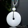 Al por mayor del fabricante Jade de Seda Dorada Natural de Xinjiang Colgante con Hebilla de Seguridad Colgante con Hebilla de Seguridad de Jade Modelo de Pareja de Jade