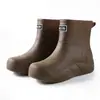 Botas de Lluvia Cortas Ligeras para Mujer KuangJie 2026 Nuevo de Verano Impermeables Antideslizantes Zapatos de Goma para Cocina Zapatos de Agua para Adultos