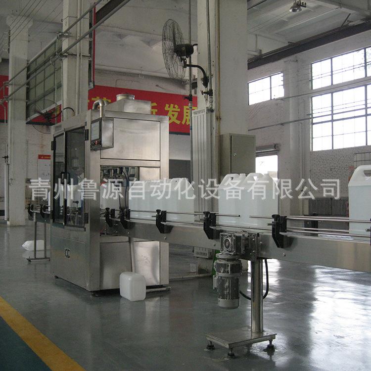 车用尿素生产线现场