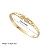 Pulsera de diseño de textura nicho de personalidad europea y americana chapada en oro de 18 quilates sin decoloración temperamento de lujo ligero joyería de primera para mujer al por mayor