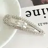 Conjunto de Acessórios de Cabelo Novo Estilo Europeu e Americano com Presilhas BB Elegantes Cravejadas de Diamantes, Grampos de Cabelo com Corrente de Strass, Presilhas Laterais Versáteis para Franja
