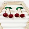 Pendientes de Gota de Aceite de Cereza Estilo Coreano, Versátiles Pendientes de Botón Dorados con Personalidad Dulce, Lindos Pendientes Simples de Fruta, Al por Mayor en Stock