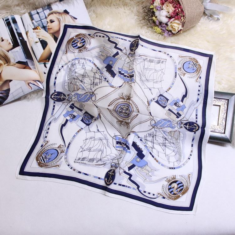 扬帆远行蓝白色1