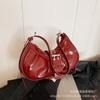 Bolsa Plissada Vermelha Retrô Clássica para Mulheres 2026 Novo Estilo Estilo Garota Popular Fivela de Cinto Tendência Ombro Único Sob o Braço Ombro Transversal
