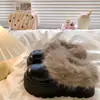 Zapatos peludos cerrados con suela gruesa y elegante, forrados de felpa para abrigar, botas de nieve sin cordones que aumentan la altura, nuevas zapatillas de algodón de moda para otoño e invierno