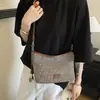Bolso de Hombro Retro Tejido de Nuevo Estilo Transfronterizo para Mujer, Bolso Cubo de Gran Capacidad, Bolso Cruzado Casual para el Trabajo y el Día a Día para Mujer