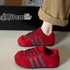 Zapatillas de entrenamiento alemanas retro de doble cordón de piel auténtica para mujer, zapatillas casuales con puntera de concha, punta redonda, zapatos de estudiante peculiares y lindos
