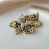 Nova Broche de Abelha em Liga Personalizada Decoração de Gola para Comutador Lenço Broche de Casaco Alfinete Anti-Exposição Atacado