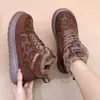 Nueva colección de invierno: Botas de algodón de caña alta con estampado de leopardo para mujer, casuales y versátiles, con forro añadido y grosor para mayor calidez, adecuadas para usar al aire libre y diseñadas para mantener los pies calientes y protegidos del frío