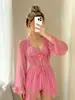 Conjunto de pijama sexy transparente de três peças para mulheres, camisola de renda, roupão de malha floral tridimensional, conjunto para casa