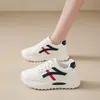 Comércio Exterior Transfronteiriço Sapatos Forrest Gump Femininos 2025 Novo Outono Estudante Sola Grossa Sapatos Brancos Torre Casual Esportes Tênis de Corrida