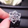 Zhen Rong AliExpress wish anillo de compromiso para mujer con circonita de simulación de rosa en forma de corazón con diamantes completos chapado en platino de 18k más vendido