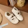 Sandálias Fechadas Populares de Nicho Esportivo Vazadas para Mulheres, Sapatos Sandálias de Malha Respiráveis de Verão Novo Modelo 2026