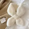 Novo cachecol Coreia do Sul senhora estilo cor sólida imitação quente pele de coelho cruz lenço de pelúcia colarinho de pele falsa moda colarinho falso