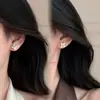 Populares en Xiaohongshu, aretes simples de trébol de cuatro hojas de nácar, clips para orejas sin perforar, aretes de uso diario para mujer
