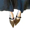 Zapatos de mujer retro de suela plana con punta fina y estampado de leopardo, otoño 2026 estilo francés, suela blanda, cómodos, versátiles para ir al trabajo para mujer