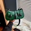 Bolso de Motocicleta de Cuero Patentado de Alta Gama de Comercio Exterior 2026 Nuevo Bolso de Hombro Único Retro Moda Europea y Americana Bolso Cruzado de Temperamento Moderno para Mujer