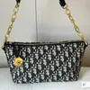 Bolso de Mano Nuevo Clásico con Monograma de Comercio Transfronterizo D Brand, Bolso de Hombro de Ratán Bordado Versátil y Moderno