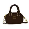 Bolsa de Ombro Mini Portátil de Camurça Outono e Inverno Nova Transfronteiriça para Mulheres, Bolsa Transversal Simples de Alto Padrão de Nicho para o Dia a Dia e Crianças