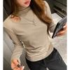 Camisetas de Fondo de Cuello Alto Medio para Otoño e Invierno para Mujer, Cuidadosamente Seleccionadas, con Diseño Nicho y Recorte, Estilo Coreano, Tops de Manga Larga con Hombro Derecho Descubierto