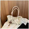 Bolsas de grife de nicho transfronteiriças para mulheres, novas bolsas casuais retrô de alta qualidade para o outono de 2026, bolsas de ombro e de braço