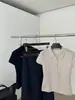 Camisa Polo de Punto Fino con Media Botonadura y Mangas Cortas, Versátil para el Uso Diario, con un Tacto Suave