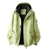 Nueva chaqueta a prueba de viento e impermeable estilo montaña para primavera y otoño, adecuada para actividades al aire libre, senderismo y viajes; una prenda de abrigo moderna y a la moda tanto para hombres como para mujeres