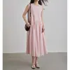 Em estoque fabricante atacado Novo cor sólida simples elegante senso de design vestido feminino sem mangas saia de temperamento feminino