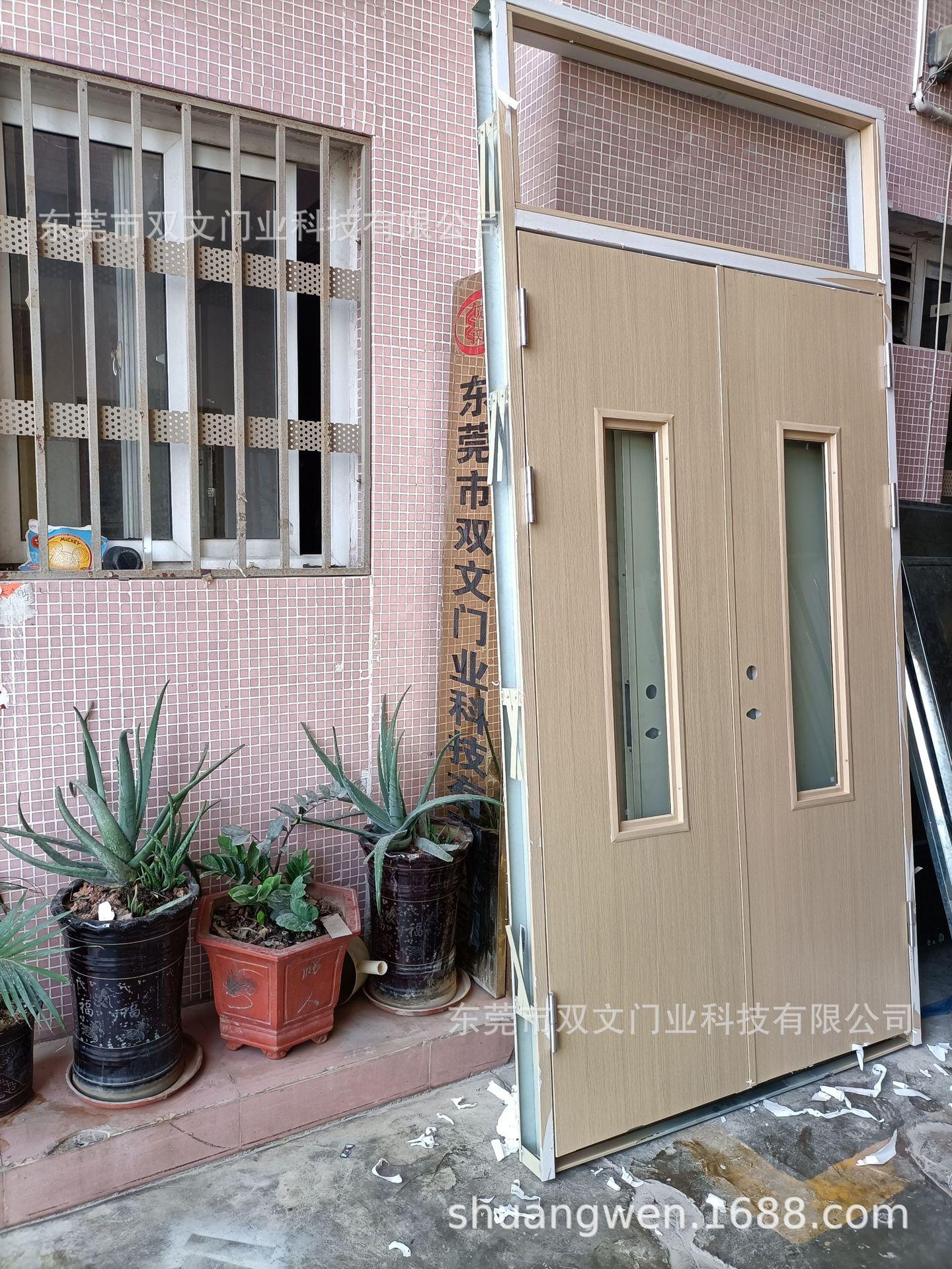 木纹学校门 (2).jpg