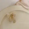 Estilo Coreano Novo Estilo Pérola Borboleta Franja Presilha de Mão Feminina Luxo Leve Parte de Trás da Cabeça tamanho pequeno Grampo de Cabelo Elegante Elegante Presilha de Tubarão Rede