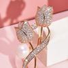 Broche de estilo coreano con perlas de tulipán para mujer, broche de alta gama para traje, alfiler de aleación de diamantes, ramillete para mujer