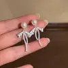 Aretes de Tachuela con Perla, Moño y Circonita de Aguja Plateada, Aretes Estilo Dulce Coreano, Aretes de Diseño de Nicho