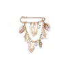Broche de Concha Natural Estilo Oceano, Alfinete com Franja de Peixe de Pérola Estilo Feriado, Acessório de Roupa Anti-Exposição de Alta Qualidade