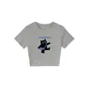 Camiseta Gris de Hombro Recto, Cuello Redondo, Manga Corta, Corte Ajustado para Mujer, Nuevo Estilo de Verano con Estampado de Gato de Dibujos Animados, Top Adelgazante