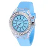 Reloj LED luminoso de moda colorido para hombre y mujer Ladrillo de agua reloj personalizado para estudiantes reloj electrónico de cuarzo para estudiantes
