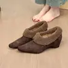 Mocasines Retro 2026 de Gamuza con Punta Afilada, de Moda y Tendencia para Mujer, Estilo Coreano de Otoño con Forro de Felpa Adicional, Zapatos de Tacón de Cuña para Mujer