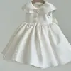 Vestido de satén coreano para el primer cumpleaños de niña, para sesión de fotos, elegante vestido de princesa para niña de las flores, esponjoso y sencillo, al por mayor