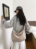 Bolsa tote de gran capacidad, bolsa versátil y elegante con forma de dumpling para mujer, nueva colección otoño 2026, bolso cruzado de un solo hombro casual y relajado