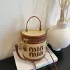 Bolso Cubo Tejido a Mano para Mujer, Versátil Estilo Nuevo, Bolso de Lujo de Alta Gama para Mujer, Bolso Cruzado Cilíndrico de Nicho