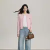 Jiangzhou Jiangz Estilo Nuevo Primavera Bordado de Oso Cuello Redondo Manga Larga Cardigan de Punto Chaqueta Top Corto Rosa