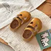 Zapatos de cuero huecos estilo francés 2026 primavera/otoño nueva versión coreana para niñas, zapatos de princesa con suelas suaves para combinar con faldas