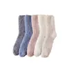 Meias pantufa femininas de fornecimento transfronteiriço, meias de pelúcia que não soltam fiapos, meias grossas fofas, meias de dormir em fleece de coral para uso doméstico