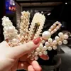 Presilha Flor de Cinco Pétalas Coreana Grampo de Cabelo com Pérola Grampo de Cabelo Feminino Clipe Lateral para Franja Vermelho da Internet Clipe para Nuca Feminino Vermelho da Internet Tendência