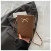 Moda Tendencia 2025 Simple Dulce Cadena Decorada con Lazo Bolso Pequeño Cuadrado para Hombro Cruzado Bajo el Brazo para Teléfono Móvil para Mujer