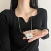 Collar Largo con Colgante de Bolso Tejido de Segunda Mano para Mujer 2026 Nuevo Estilo Lujo Ligero Estilo de Nicho Accesorio de Cadena para Suéter